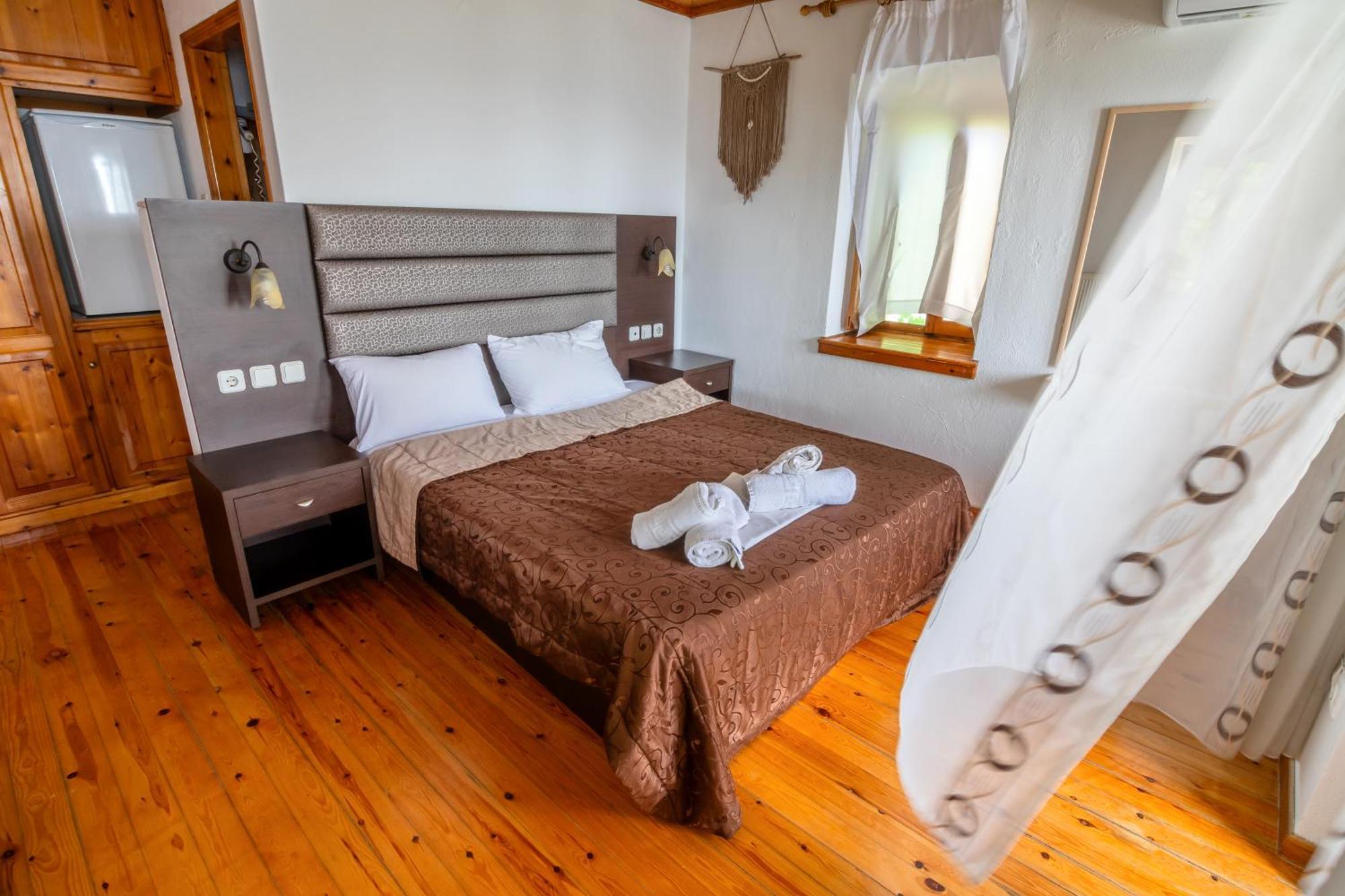 Hotel Kokkino Nero Ngoại thất bức ảnh