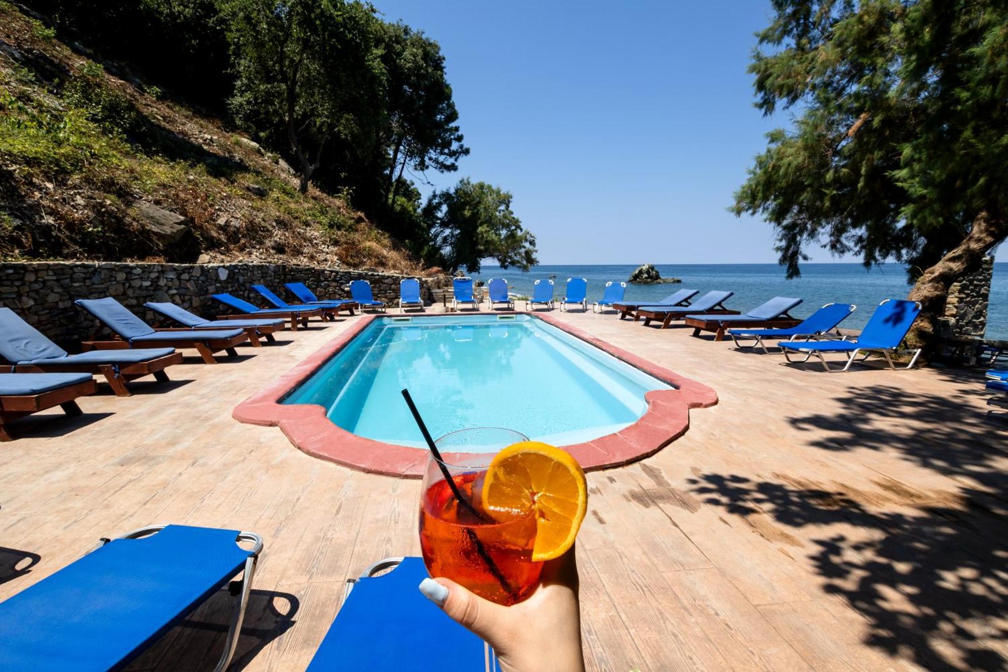 Hotel Kokkino Nero Ngoại thất bức ảnh